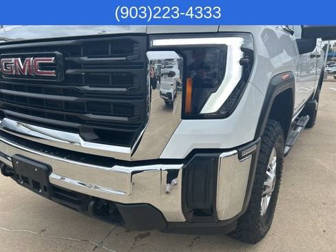 Used 2024 GMC Sierra 2500 Pro w/ Convenience Package AWD/4WD image 6