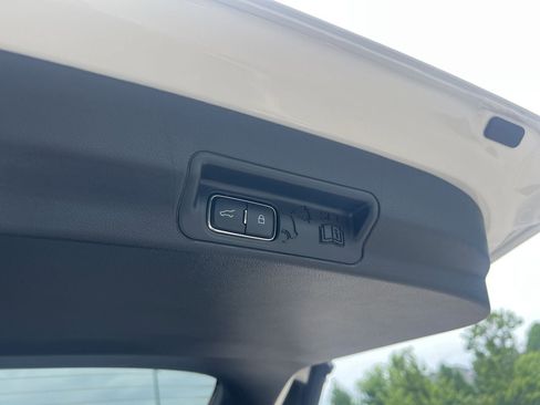 New 2026 Ford Explorer ST-Line w/ ST-Line Street Pack AWD/4WD image 22