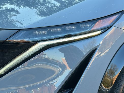 Certified 2024 Nissan Ariya AWD image 4