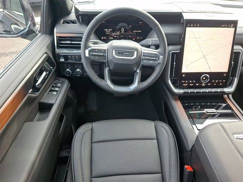 New 2026 GMC Yukon XL Denali image 6