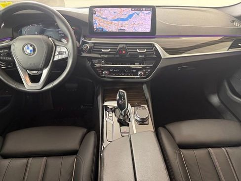 Used 2023 BMW 530i xDrive AWD/4WD image 15