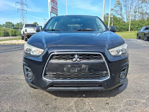 Used 2015 Mitsubishi Outlander Sport ES FWD image 2
