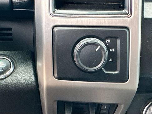 Used 2019 Ford F450 Platinum w/ Platinum Ultimate Package AWD/4WD image 21