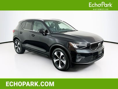 Used 2025 Volvo XC40 B5 Plus