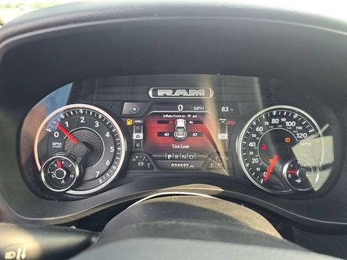 Used 2023 RAM 1500 Big Horn AWD/4WD image 9