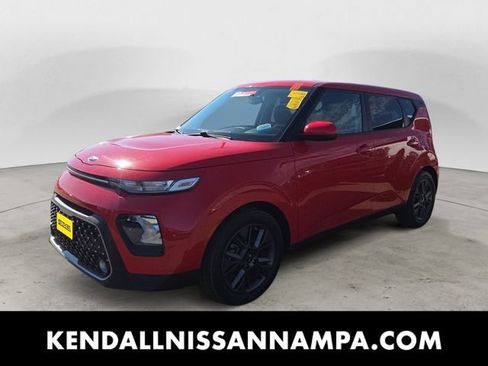 Used 2021 Kia Soul EX FWD image 1