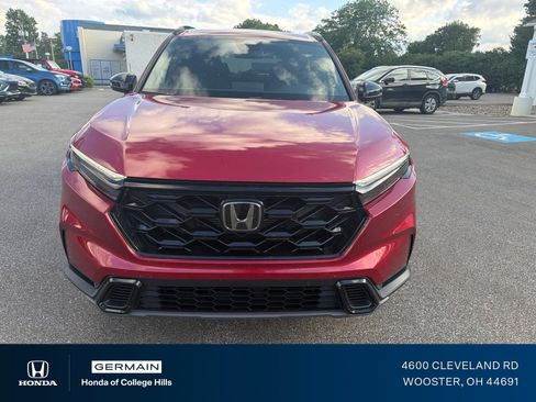 Used 2025 Honda CR-V Sport image 2