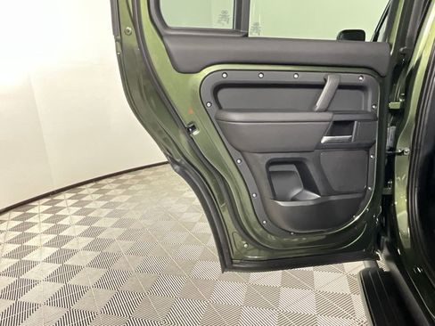 Used 2026 Land Rover Defender 130 X-Dynamic SE image 27