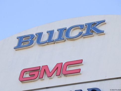 Used 2023 GMC Yukon Denali image 47