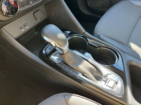 Used 2025 Buick Encore GX Preferred FWD image 41