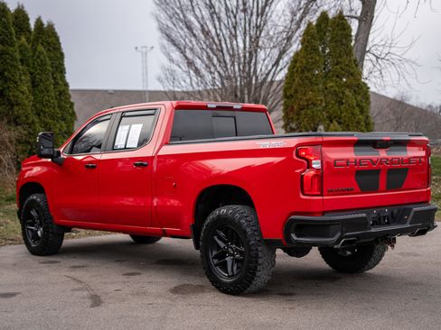 Used 2021 Chevrolet Silverado 1500 LT Trail Boss w/ Convenience Package II image 8