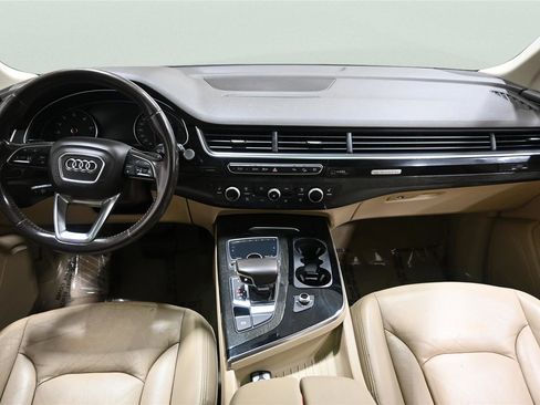 Used 2018 Audi Q7 3.0T Premium AWD/4WD image 39