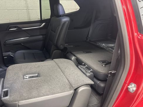 New 2026 GMC Acadia Elevation w/ Elevation Premium Package FWD image 22