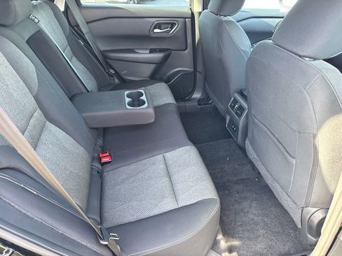 Used 2024 Nissan Rogue SV image 19