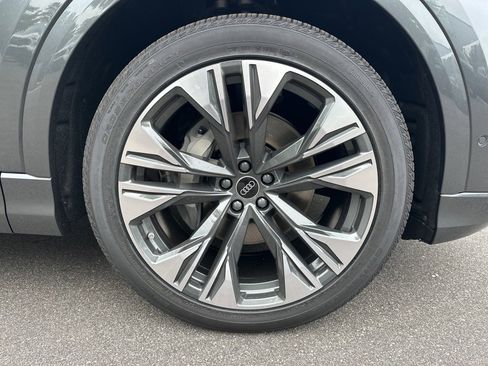 New 2026 Audi Q8 Premium Plus image 9