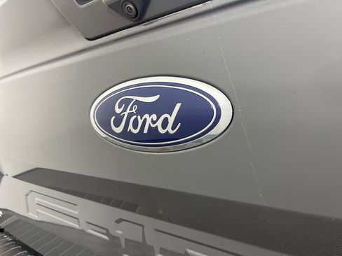 Used 2020 Ford F150 Lariat image 9
