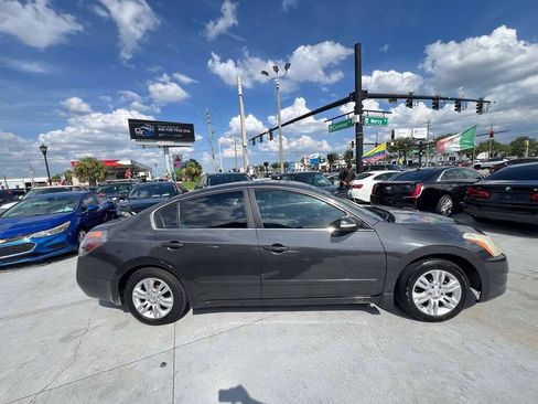 Used 2012 Nissan Altima 2.5 SL w/ 2.5SL Pkg FWD image 4
