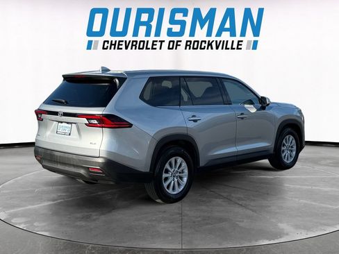 Used 2025 Toyota Grand Highlander AWD image 6