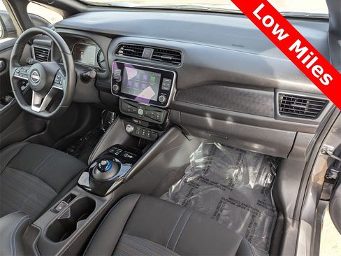 Used 2024 Nissan Leaf SV Plus image 18