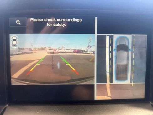 Used 2015 Ford F150 Platinum w/ Equipment Group 701A Luxury image 29