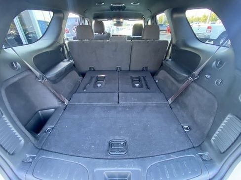 Used 2023 Dodge Durango GT image 27