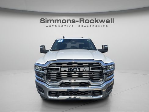 Used 2026 RAM 2500 Big Horn AWD/4WD image 2