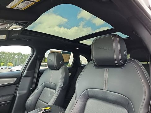 Used 2024 Jaguar F-PACE R-Dynamic S AWD/4WD image 35