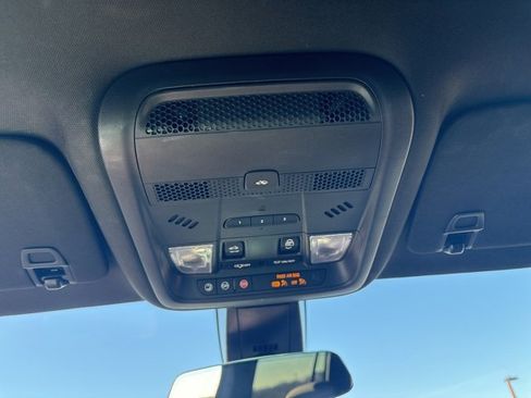 Certified 2023 Cadillac XT6 Premium Luxury image 7