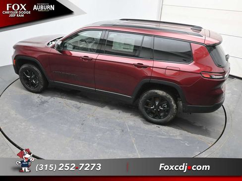 New 2025 Jeep Grand Cherokee L Altitude image 26