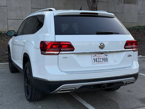 Used 2018 Volkswagen Atlas SEL AWD/4WD image 12