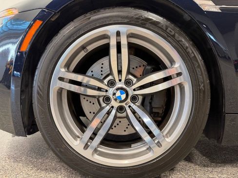 Used 2009 BMW M6 Convertible RWD image 29