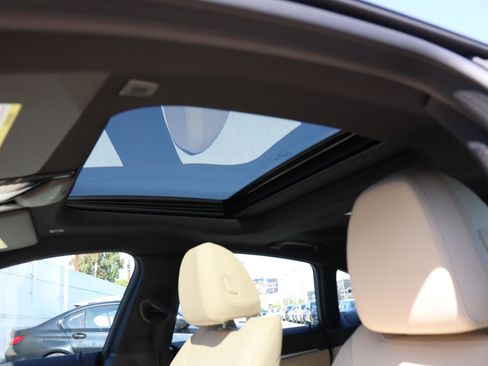 Used 2025 BMW 440i xDrive w/ Premium Package image 19