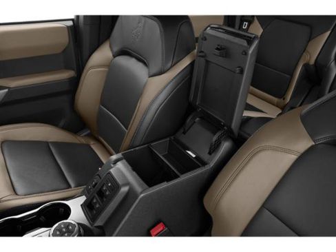 Used 2022 Ford Bronco Wildtrak image 15