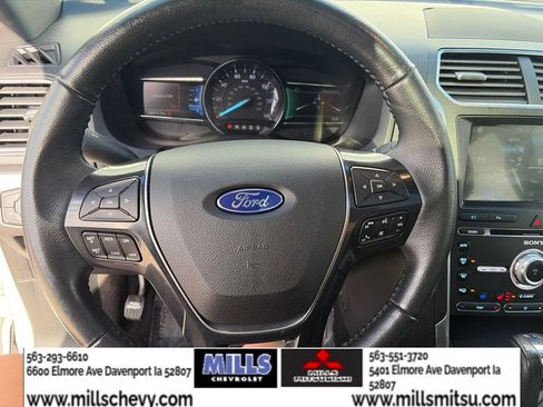 Used 2018 Ford Explorer Limited AWD/4WD image 13