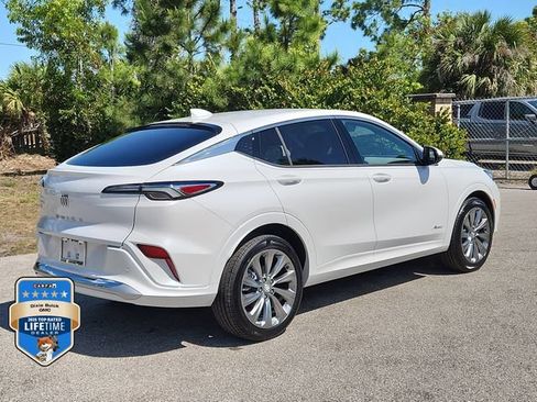 New 2026 Buick Envista Avenir FWD image 4