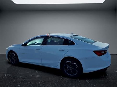 Used 2024 Chevrolet Malibu LT FWD image 5