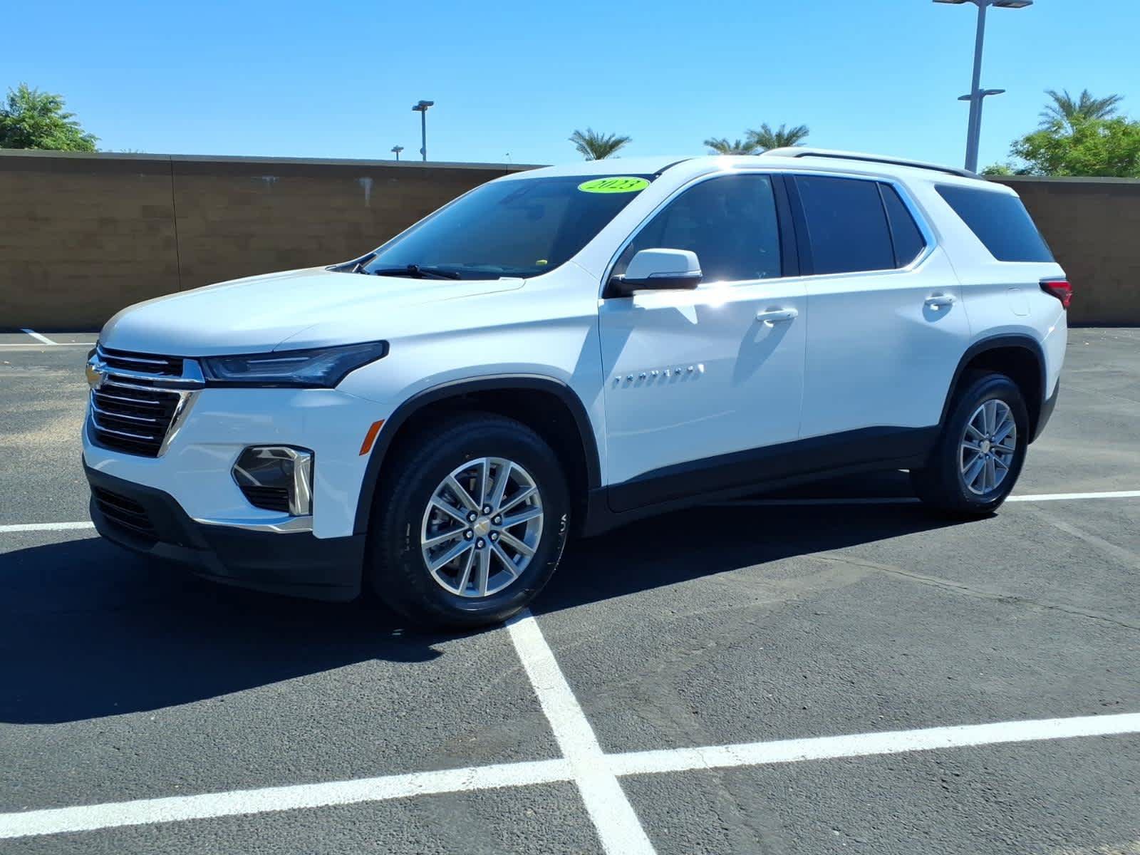 Used 2023 Chevrolet Traverse LT FWD image 8