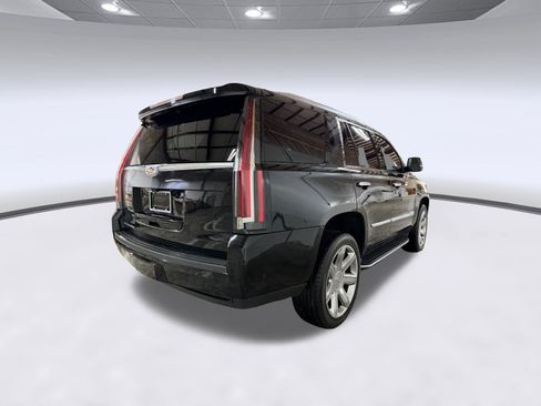 Used 2019 Cadillac Escalade Premium Luxury AWD/4WD image 8
