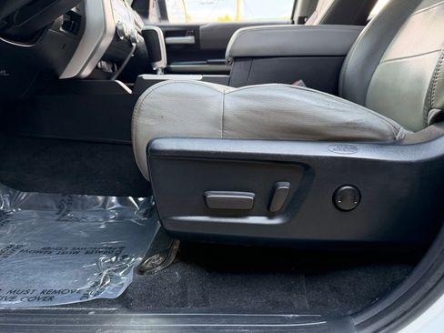 Used 2020 Toyota Tundra Limited image 27