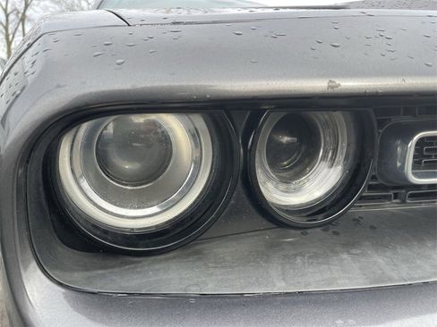 Used 2017 Dodge Challenger GT w/ Driver Convenience Group image 11