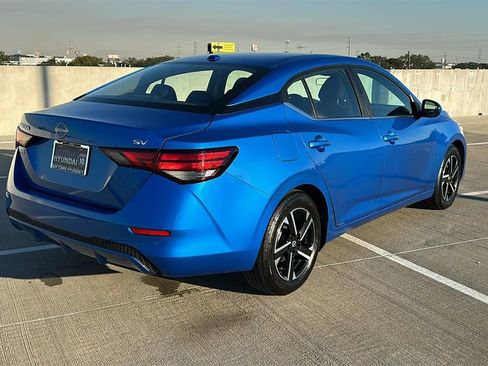 Used 2024 Nissan Sentra SV image 11