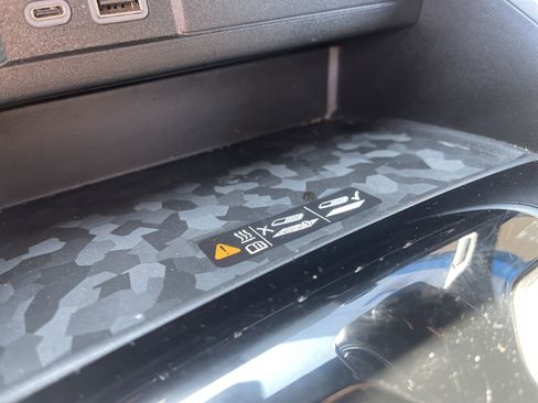 Used 2023 Chevrolet Colorado LT w/ LT Convenience Package II image 30