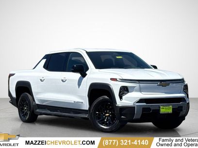 Used 2025 Chevrolet Silverado EV LT