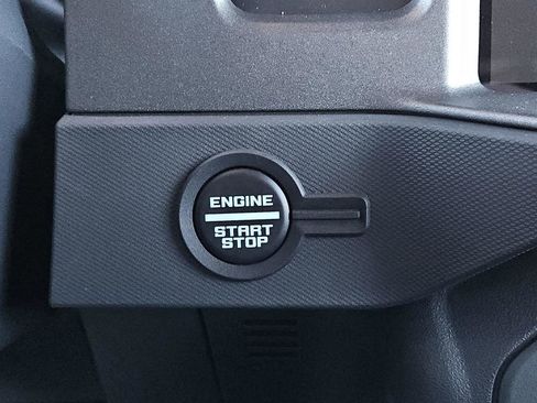 Used 2024 Ford Bronco Badlands AWD/4WD image 19