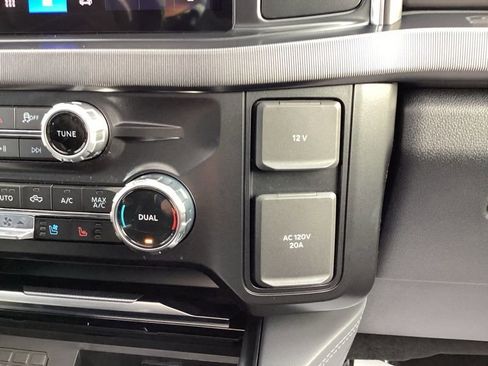 New 2026 Ford F250 Platinum AWD/4WD image 44