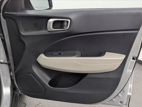 Used 2026 Hyundai Venue SEL FWD image 22