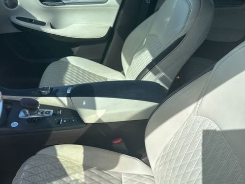 Used 2019 INFINITI QX50 Essential w/ Sensory Package image 13
