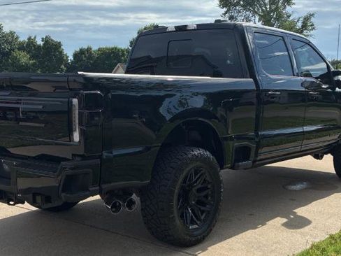 Used 2025 Ford F250 Platinum AWD/4WD image 5