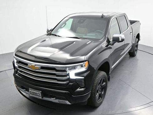 Used 2023 Chevrolet Silverado 1500 High Country w/ High Country Premium Package AWD/4WD image 37