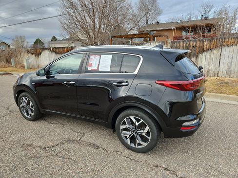 Used 2020 Kia Sportage EX image 5